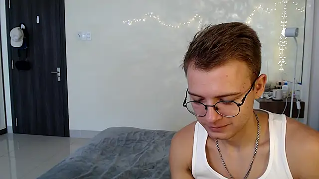 Онлайн чат XXX NikiKerryCum