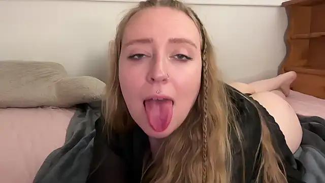 Pattyworld69 élő XXX-chatje
