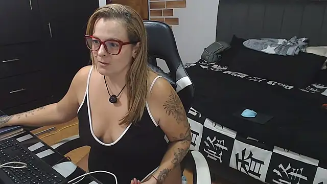 XXX chat uživo modela perlagoloza05