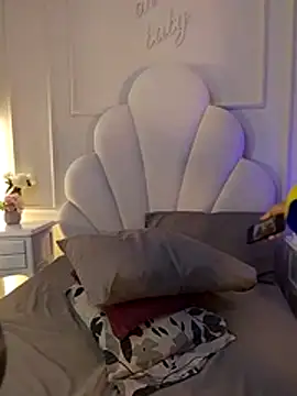 Kaylachannell's Live XXX Chat