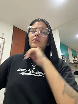 EXTREMELY_DIRTY_TABOO's Live XXX Chat