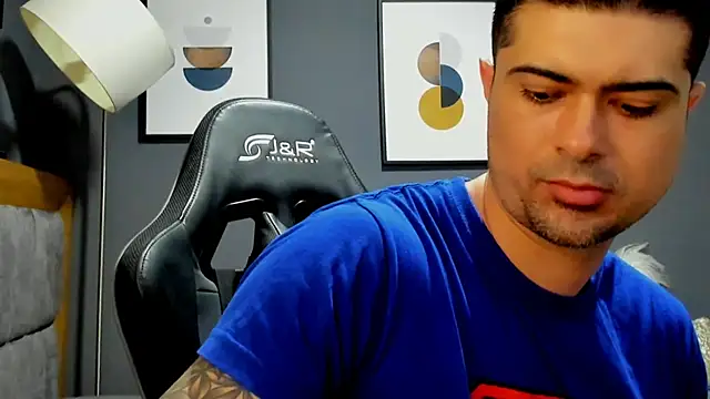 axel_zei Adlı Modelin Canlı XXX Sohbeti