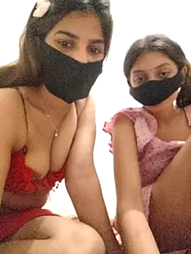 pooja_riya Adlı Modelin Canlı XXX Sohbeti