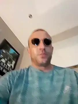 Tony88hgh élő XXX-chatje