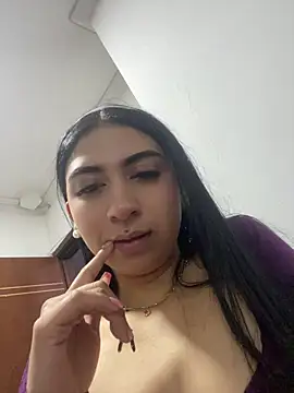Elek_tra Live XXX-Chat
