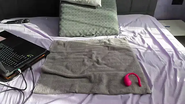 Онлайн чат XXX Horny_mommy