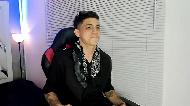 Chat XXX Live cameron_lux77