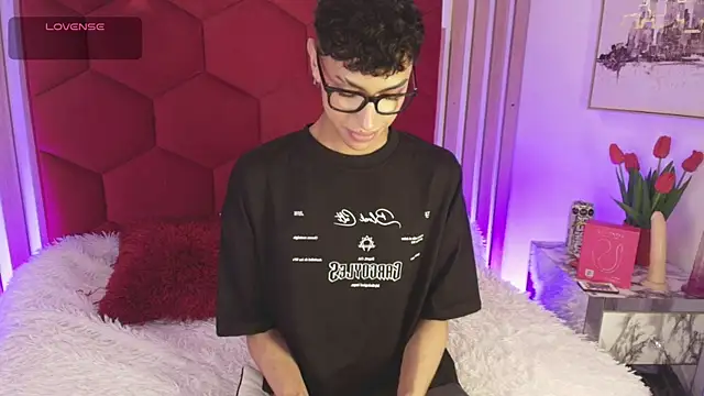 Owen_JP Chat XXX in diretta