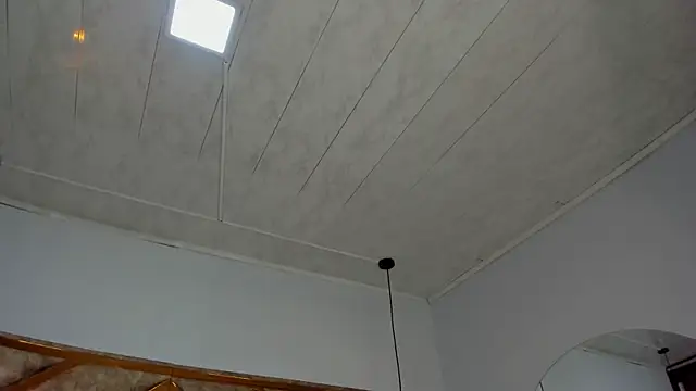 Tink_fox's Live XXX Chat