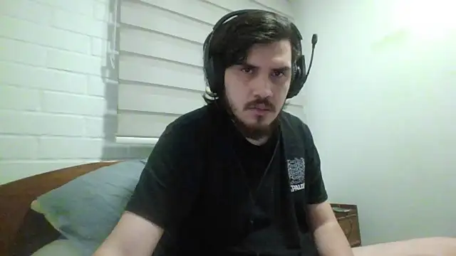 hung_weeb Adlı Modelin Canlı XXX Sohbeti