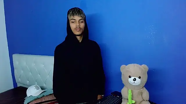 Angel_foxc13 Chat XXX live