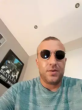 Tony88hgh élő XXX-chatje