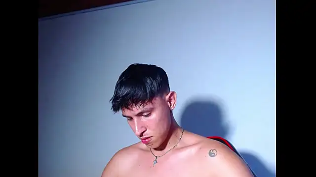 rowanbig live XXX chat