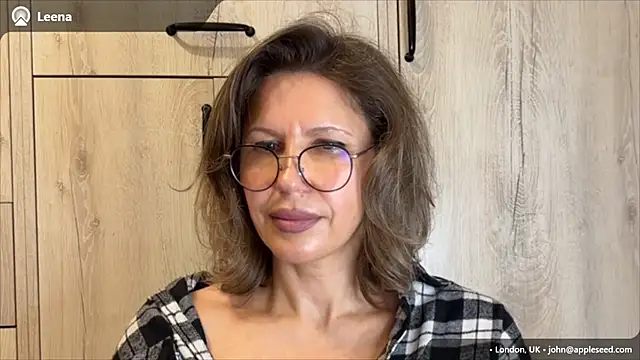 Linoria's Live XXX Chat