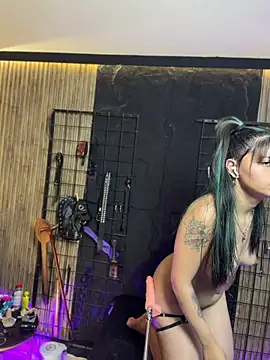 lexxy_luu XXX чат на живо