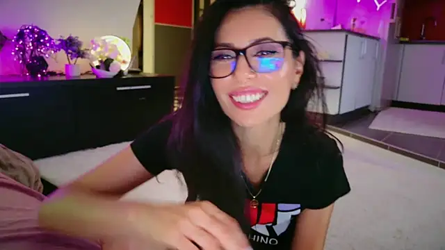 XXX chat uživo modela MissSmiley26