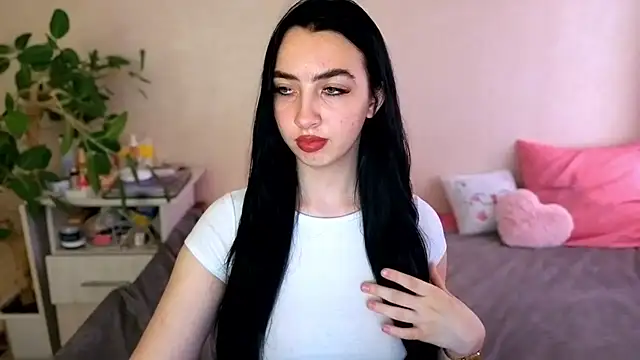 Živý XXX chat WildKittenX_