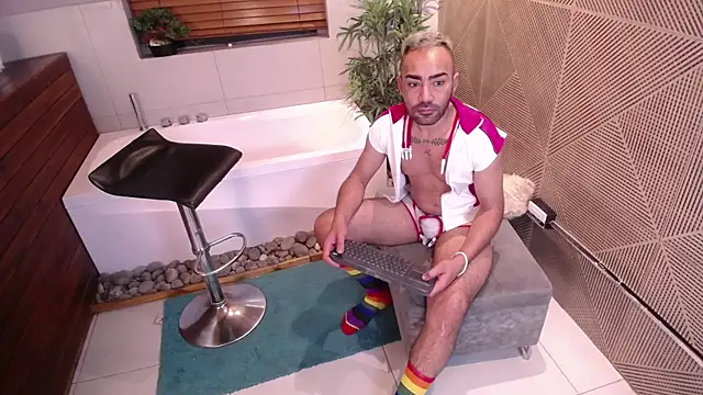 XXX chat uživo modela Axe_jones