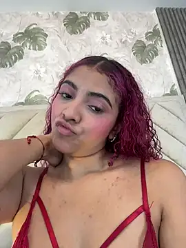 Chatroom XXX en direct de LunaAnd