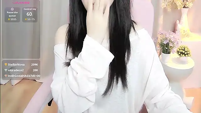 shynana XXX чат на живо