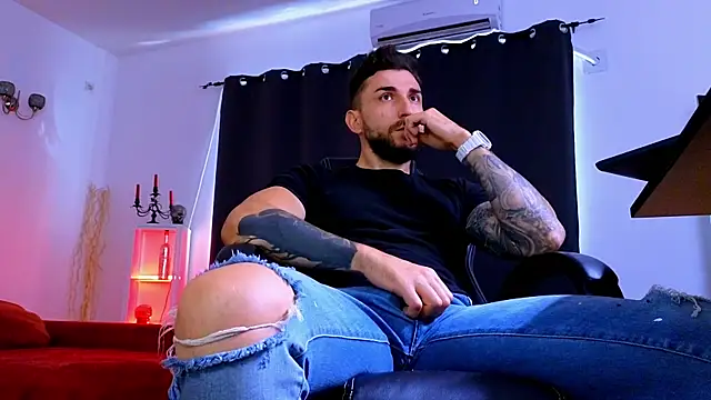 Chat XXX Live MightyAaron66