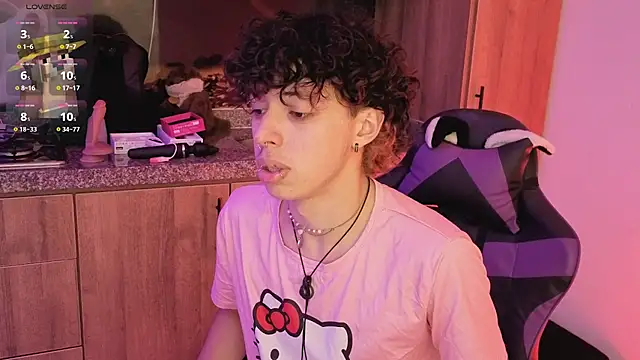 Otter_Moon Chat XXX live