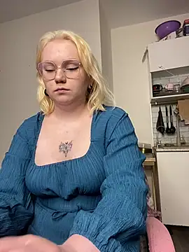 soft_focus live XXX chat