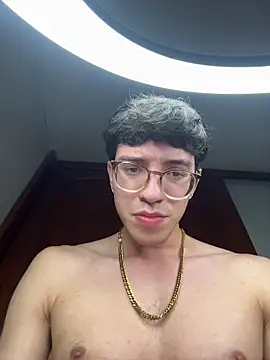 ArthurDavies21's Live XXX Chat