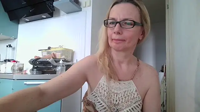 Sweetmurrr's Live XXX Chat