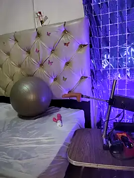 cleopatraaのライブXXXチャット