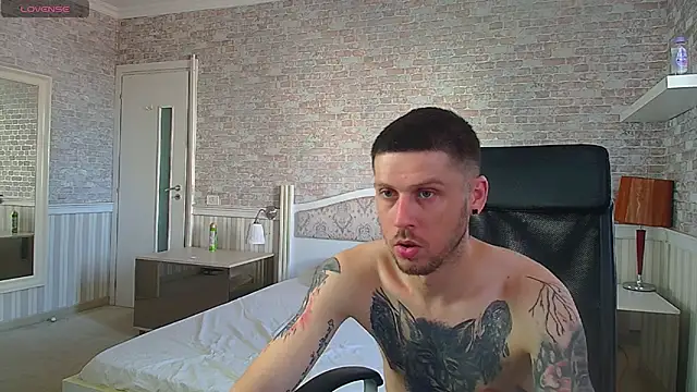JonahShaw – Live XXX-chat