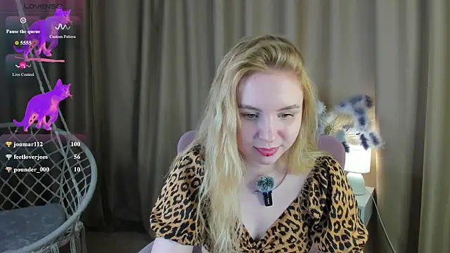 Chat +18 de Linda__Bloom ao vivo