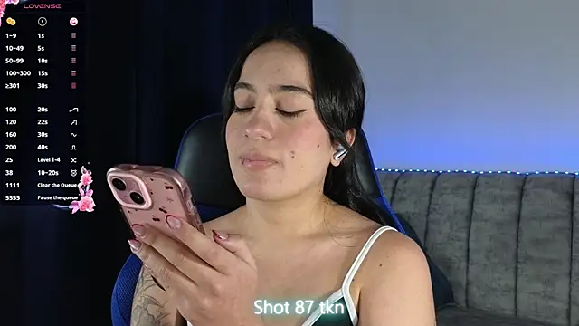 ZaraDames_'s Live XXX Chat