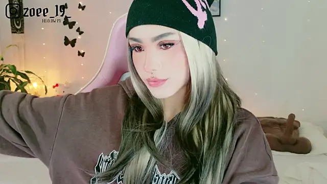 cuteezoe Chat XXX in diretta