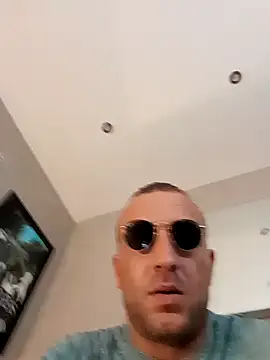 Tony88hgh – Naživo XXX chat