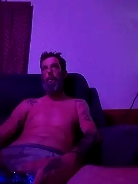 longerFellow Live XXX-chat
