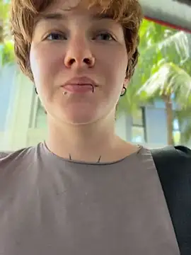XXX chat uživo modela IceMur