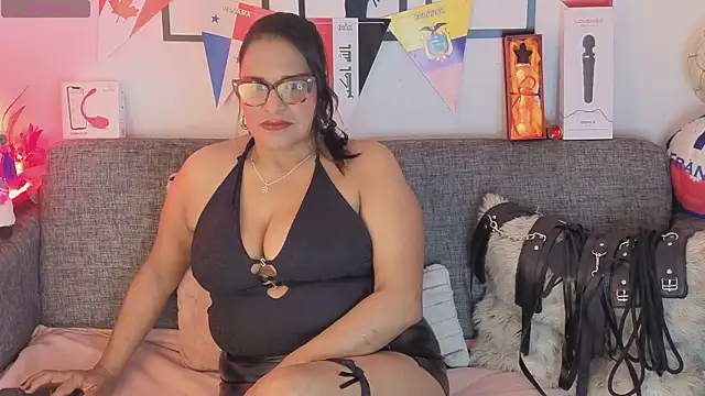 Czat XXX na żywo – Angelabrowm