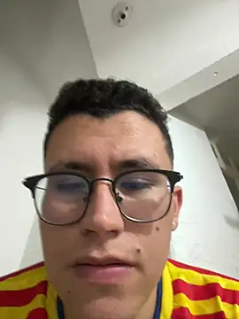 Kurtxxx22 Show Webcam