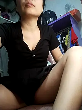 Ivy_Trix2's Live XXX Chat