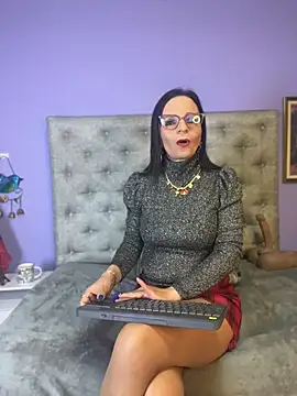 Živý XXX chat Miss_ellien