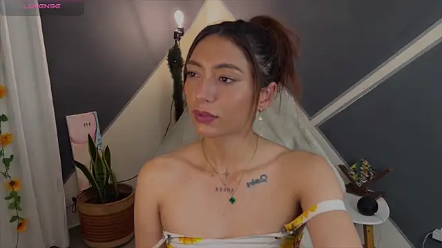 Tomoe_b – Live XXX-chat