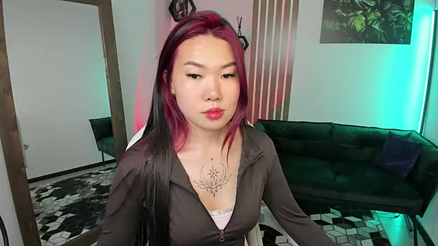 LunaPurrr Chat XXX in diretta