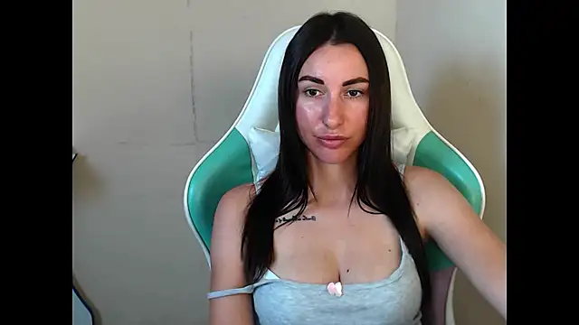 Živý XXX chat Cammil1a_horn