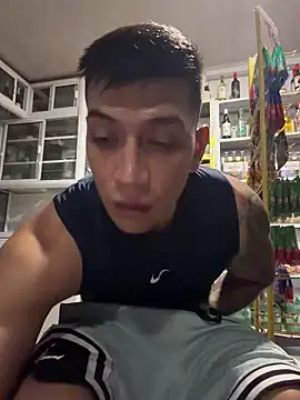 OliverWest04 – Live XXX-chat