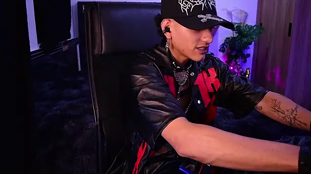 Chat XXX Live DemonKush--
