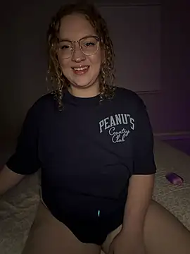 EmmieRae Chat XXX live