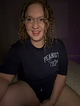 EmmieRae Chat XXX live