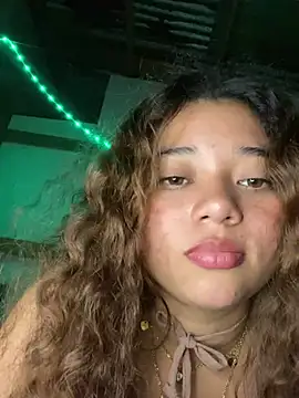 Chat +18 de Rico02j ao vivo