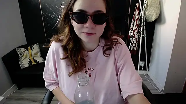 littleviki7 Webcam-Show